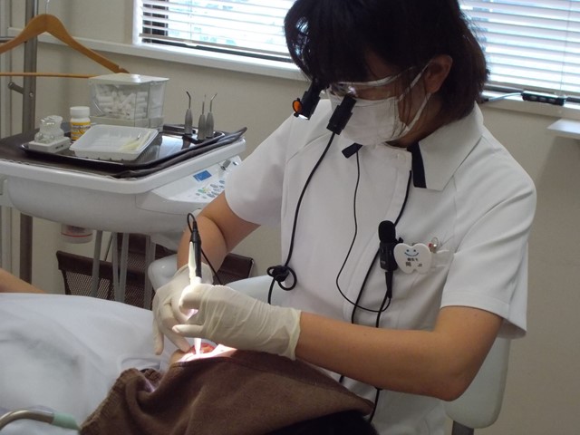メンテナンスは歯科衛生士が担当します